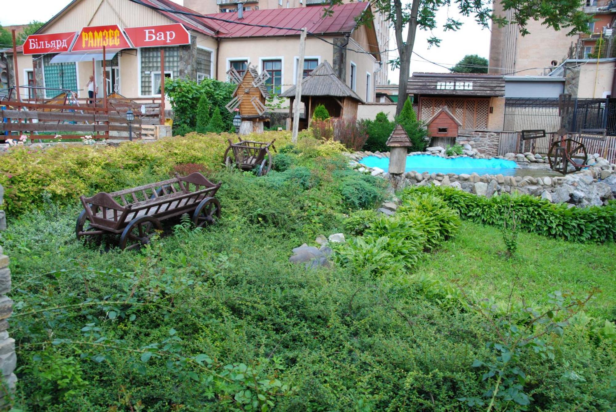 Filvarki-Centre Kamenec Podolský Exteriér fotografie